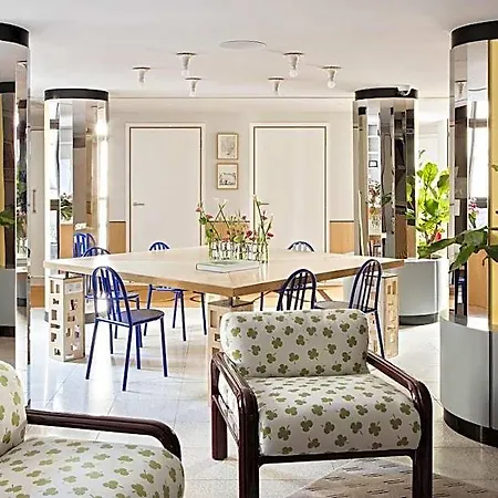 Rosalie Hotel